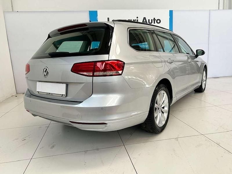 Usata VW Passat Highline 150 CV (110 kW) 2018 Argento Station wagon