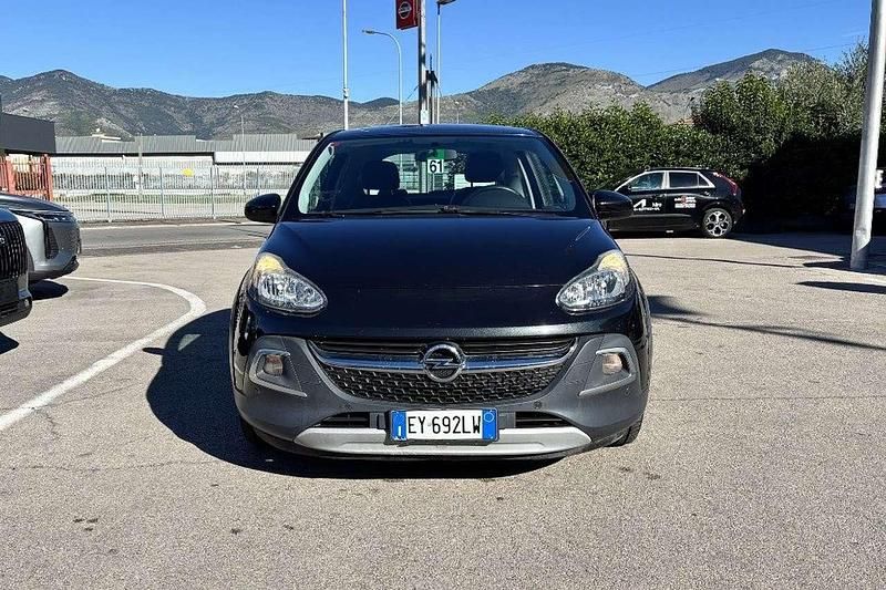 Usata Opel Adam Rocks Rocks 70 CV (51 kW) 2015 Nero Utilitaria