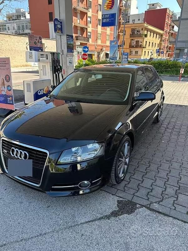 Usata Audi A3 140 CV (102 kW) 2012 Nero Utilitaria