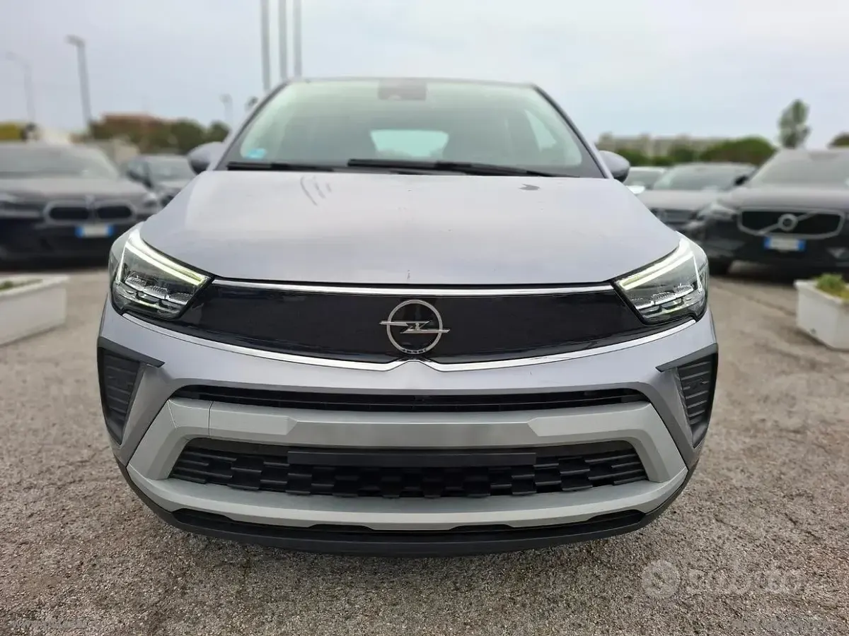 Usata Opel Crossland Elegance 83 CV (61 kW) 2021 SUV