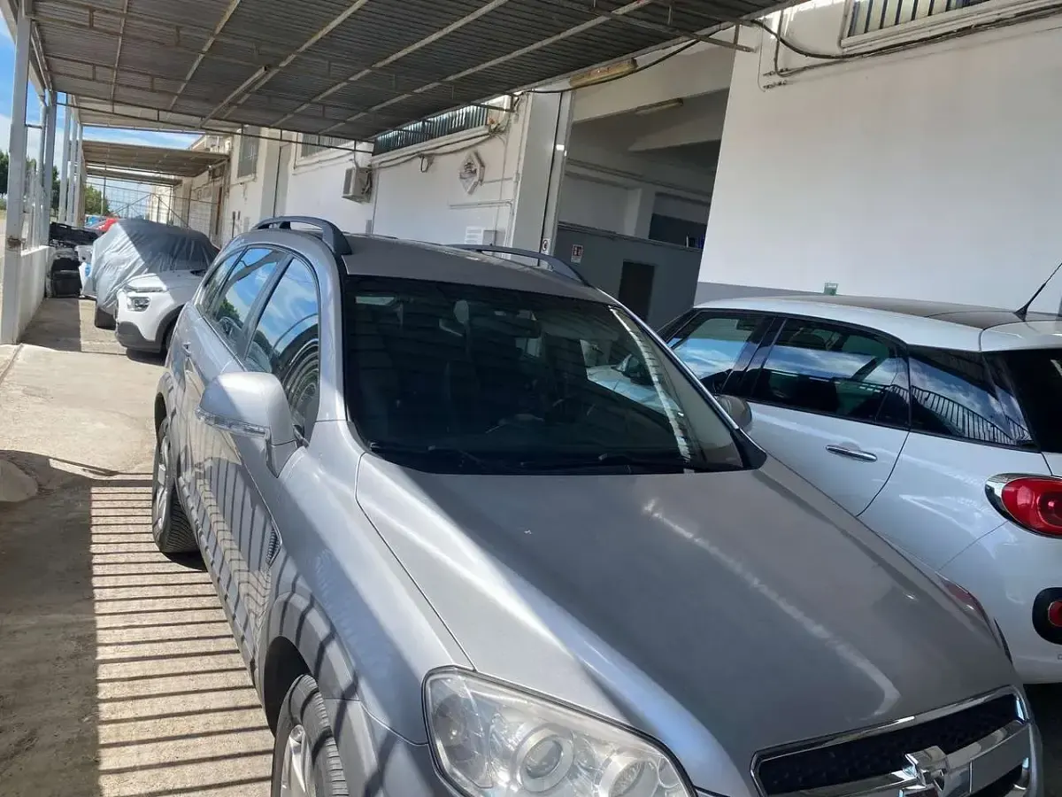 Usata Chevrolet Captiva 150 CV (110 kW) 2008 Argento SUV