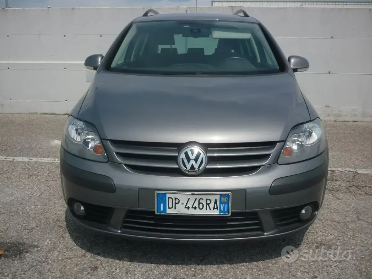 Usata VW Golf Plus Comfortline 122 CV (89 kW) 2008 Grigio Monovolume