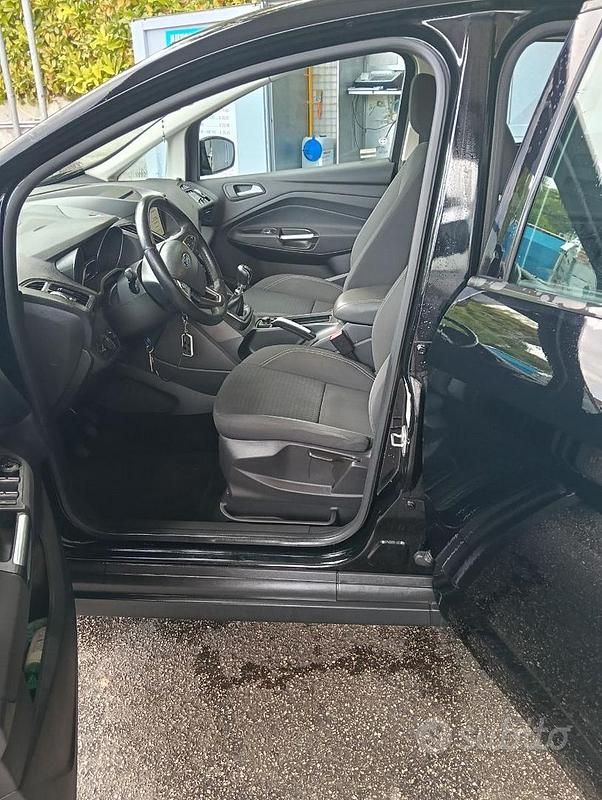 Usata Ford C-MAX 120 CV (88 kW) 2018 Nero Monovolume