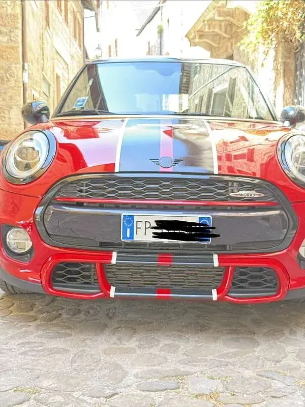 Usata Mini John Cooper Works 116 CV (85 kW) 2018 Rosso Utilitaria