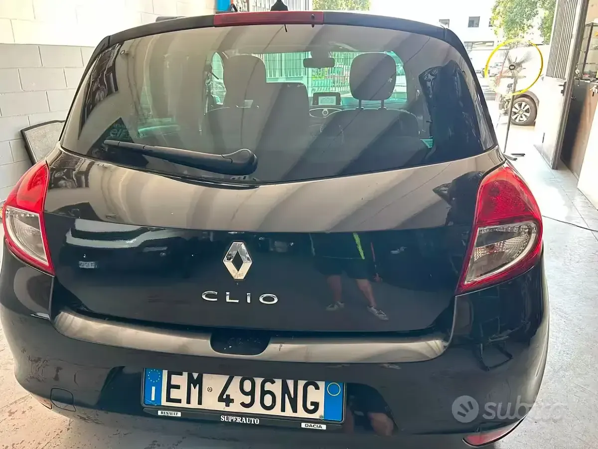 Usata Renault Clio IV 110 CV (80 kW) 2013 Grigio Berlina