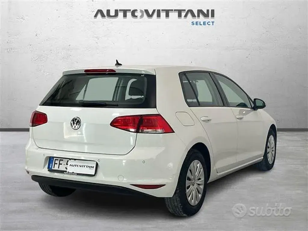 Second-hand VW Golf VII Trendline 86 CP (63 kW) 2016 Alb Berlinǎ