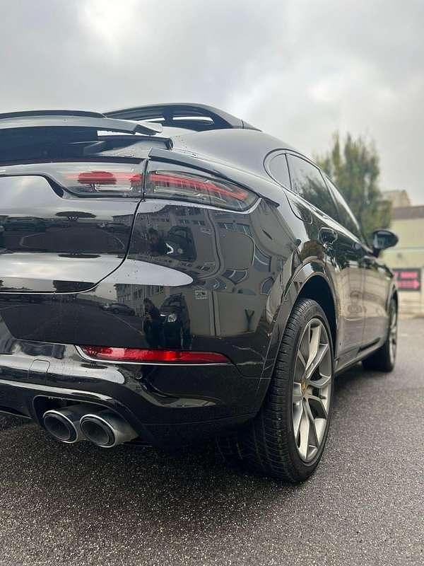 Usata Porsche Cayenne 564 CV (414 kW) 2019 Nero SUV