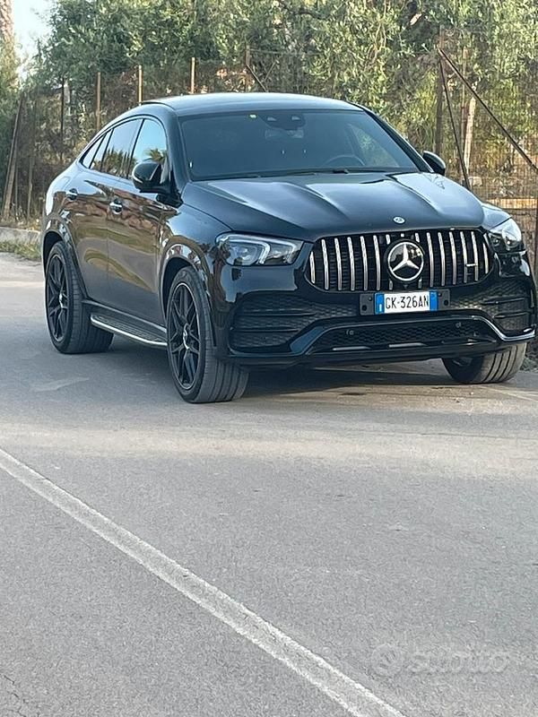 Nero Usata 2022 Mercedes GLE300 SUV | 60.999 € - Immagine 1/4
