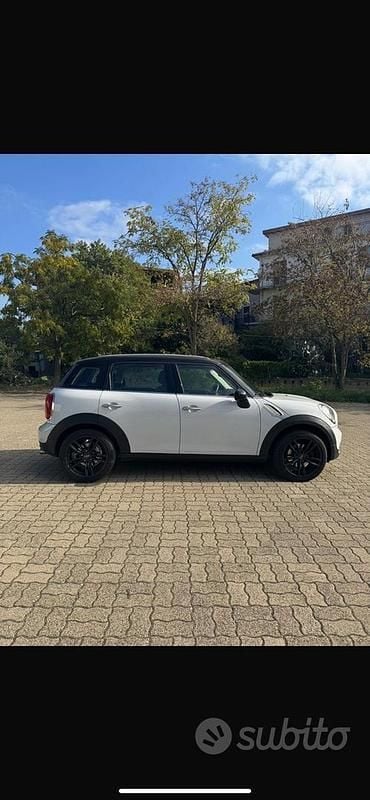 Usata Mini Cooper 122 CV (89 kW) 2011 Bianco Utilitaria