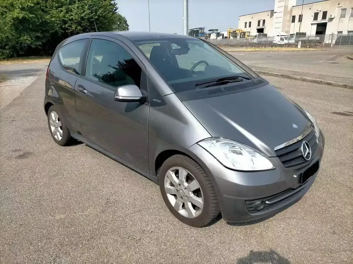 Usata Mercedes A160 Edition 95 CV (69 kW) 2009 Grigio Coupé