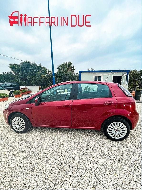 Usata Fiat Punto Evo Dynamic 75 CV (55 kW) 2009 Rosso Utilitaria