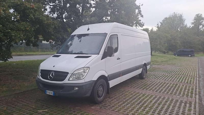 Usata Mercedes 316 163 CV (119 kW) 2010 Furgone