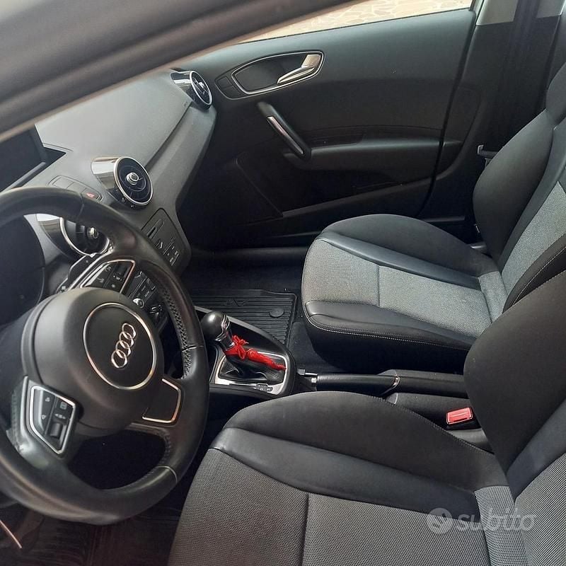 Usata Audi A1 Sportback 90 CV (66 kW) 2014 Bianco Utilitaria