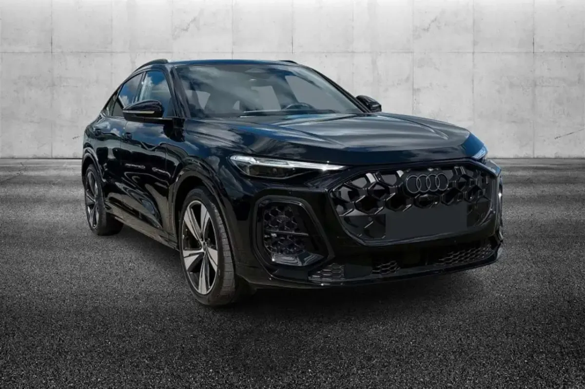 Usata Audi SQ5 367 CV (269 kW) 2025 Nero SUV