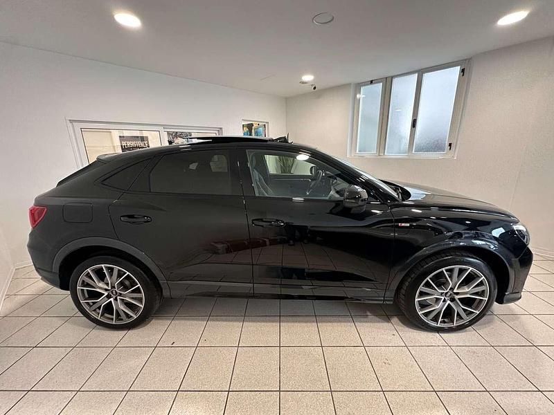 Usata Audi Q3 Sportback S-Line 150 CV (110 kW) 2024 Nero SUV