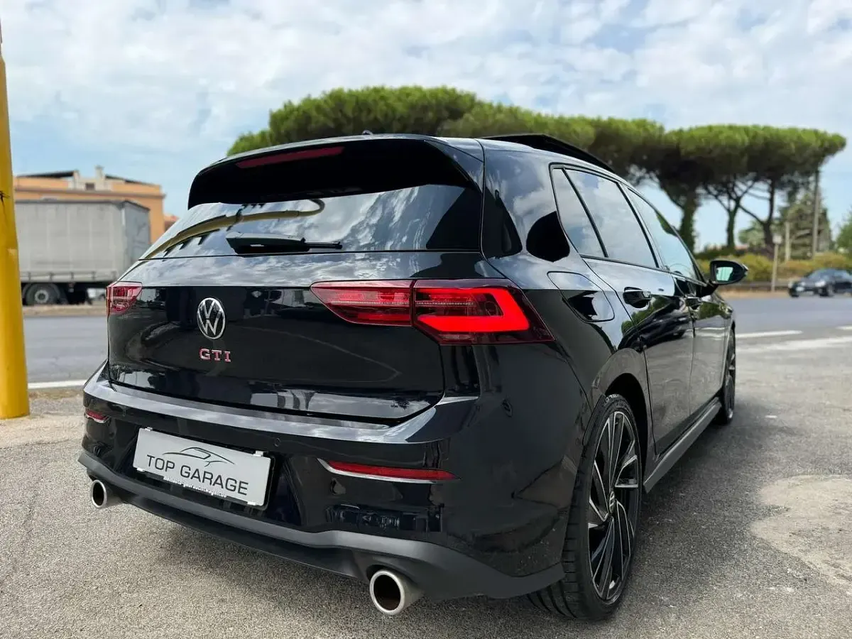 Usata VW Golf VIII GTI 245 CV (180 kW) 2023 Nero Berlina