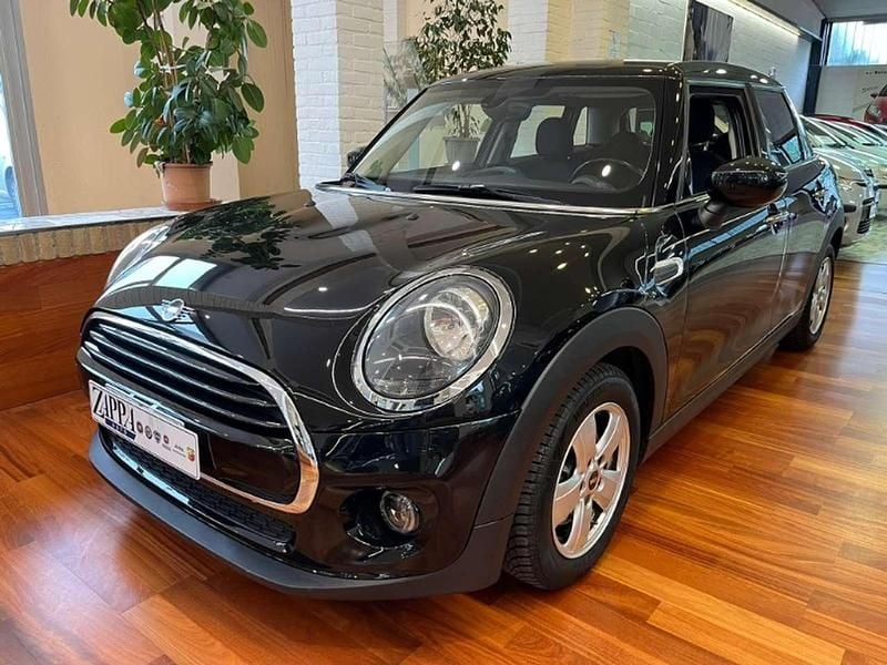 Nero Usata 2020 Mini Cooper Business Due volumi | 15.500 € (Ottimo prezzo) - Immagine 1/4