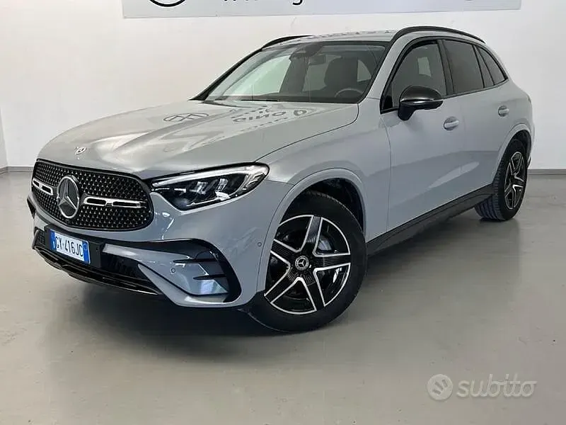 Usata Mercedes GLC200 AMG line 163 CV (119 kW) 2025 Grigio SUV
