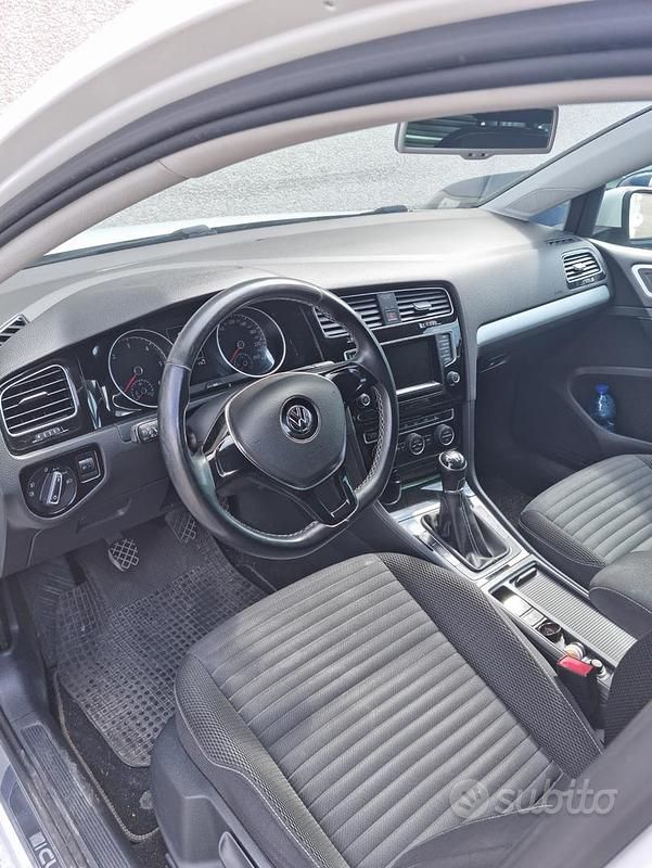 Usata VW Golf VII R-line 110 CV (80 kW) 2015 Bianco Berlina