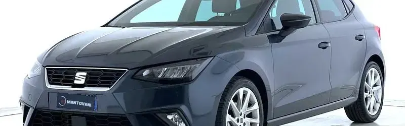 Usata Toyota Yaris Hybrid Active 116 CV (85 kW) 2022 Utilitaria