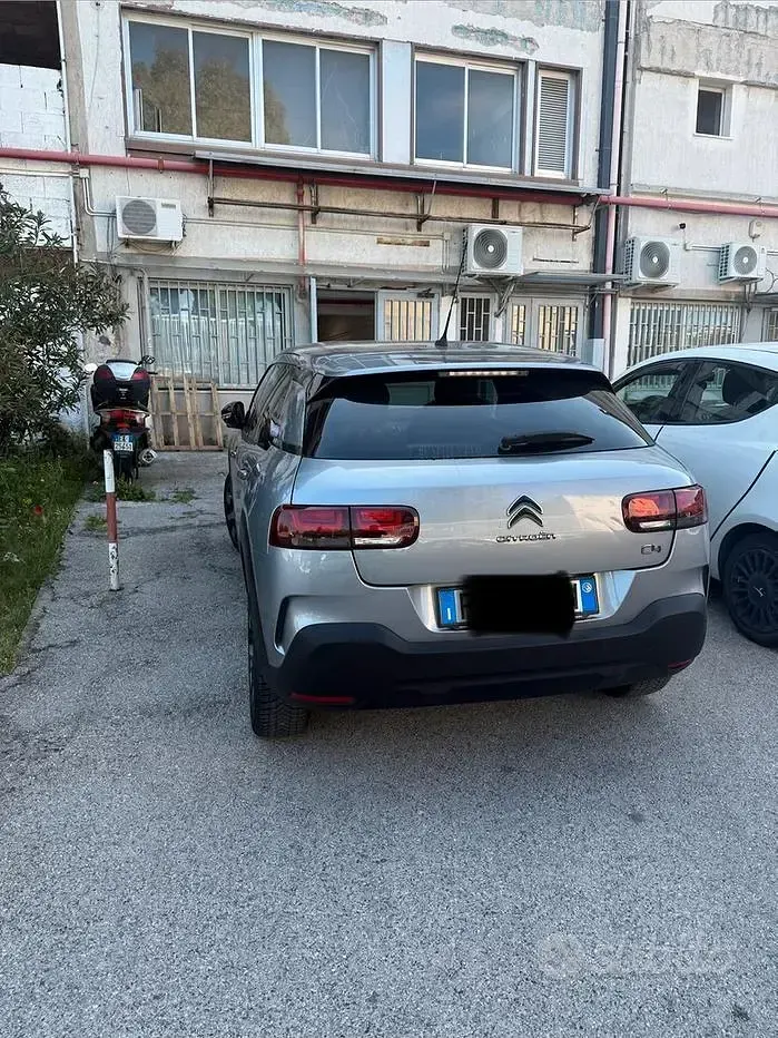 Usata Citroën C4 Cactus 92 CV (67 kW) 2019 Grigio Utilitaria