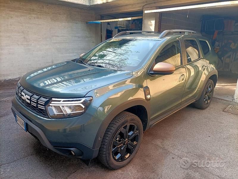 Usata Dacia Duster 101 CV (74 kW) 2024 Verde SUV