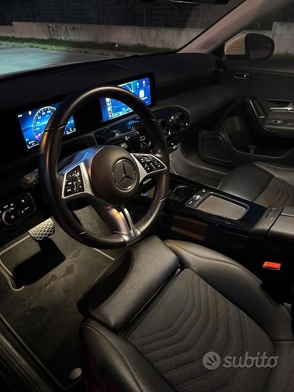 Occasion Mercedes A180 Advanced 116 ch (85 kW) 2024 Blanc Berline