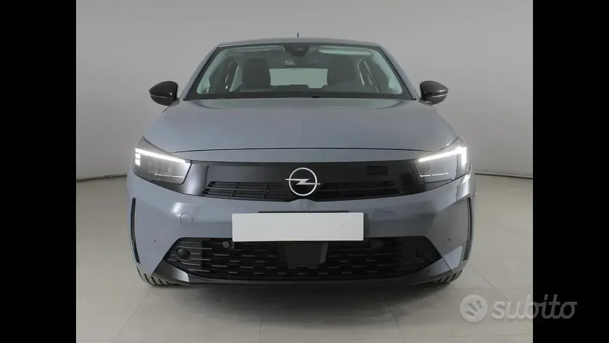 Usata Opel Corsa 75 CV (55 kW) 2024 Grigio Utilitaria