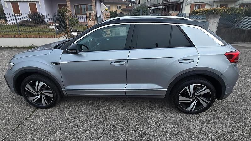 Usata VW T-Roc R-line Plus 150 CV (110 kW) 2024 Grigio SUV