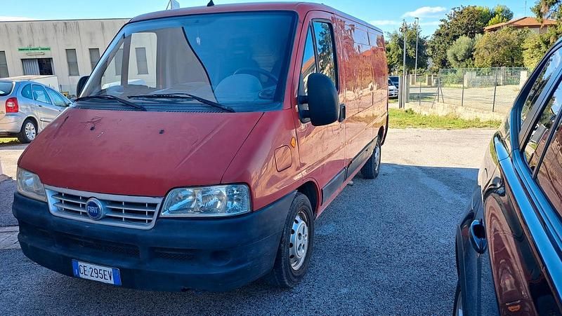 Rosso Usata 2003 Fiat Ducato Furgone | 2999 € (Super prezzo) - Immagine 1/4