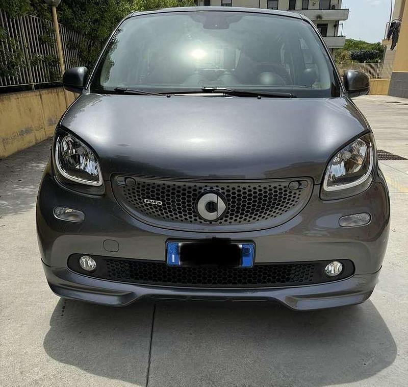 Usata Smart ForFour Brabus Xclusive 109 CV (80 kW) 2018 Utilitaria