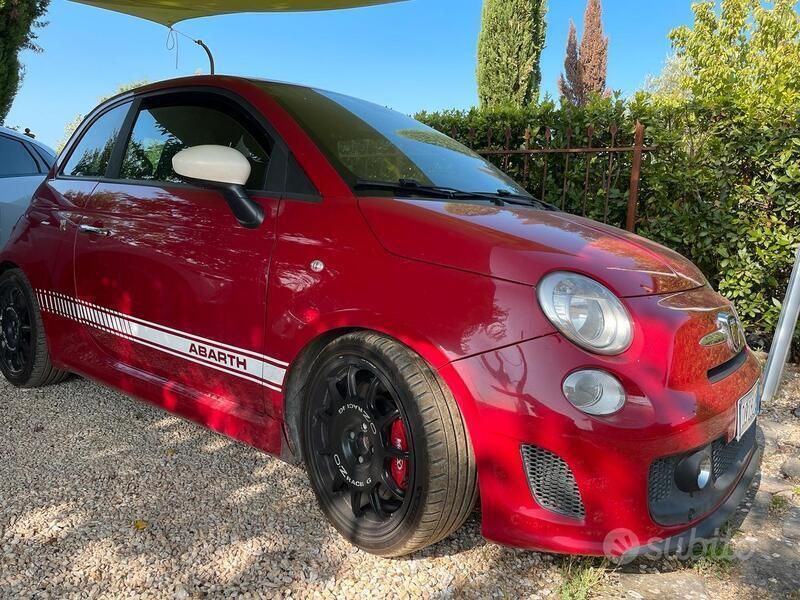 Usata Abarth 500 135 CV (99 kW) 2008 Rosso Utilitaria