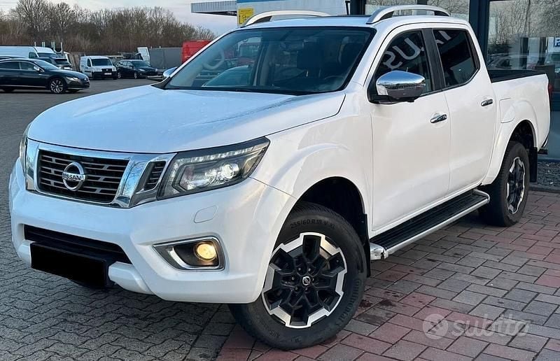 Usata Nissan Navara Tekna 190 CV (139 kW) 2020 Bianco Pick-up