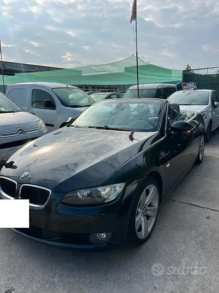 Usata BMW 320 Cabriolet 170 CV (125 kW) 2007 Nero Cabrio