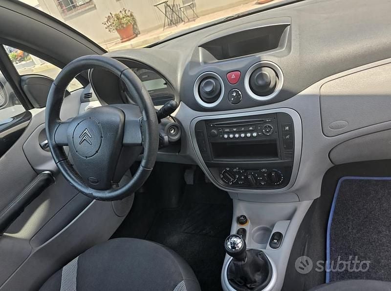 Usata Citroën C3 Pluriel Exclusive 73 CV (53 kW) 2007 Nero Cabrio