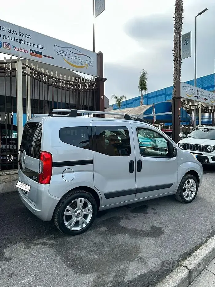 Usata Fiat Qubo Trekking 70 CV (51 kW) 2013 Grigio Monovolume
