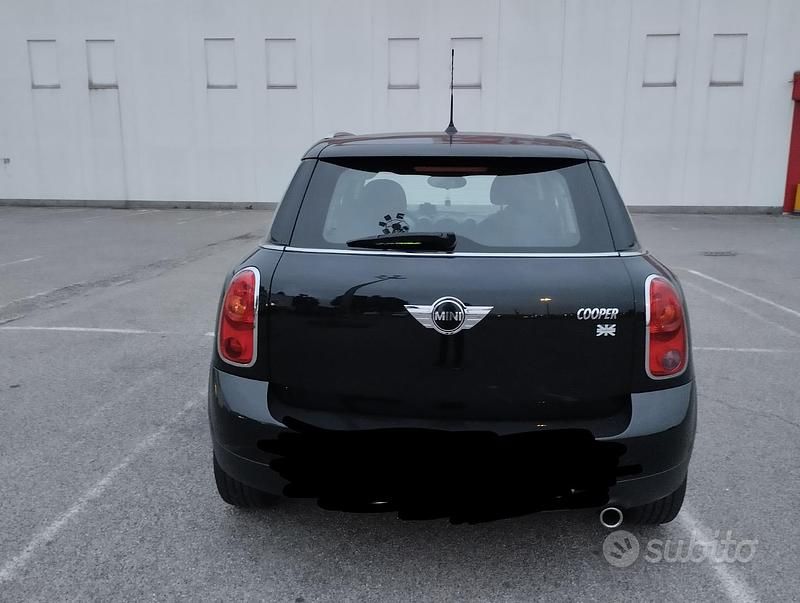 Usata Mini One Countryman 98 CV (72 kW) 2012 Nero SUV