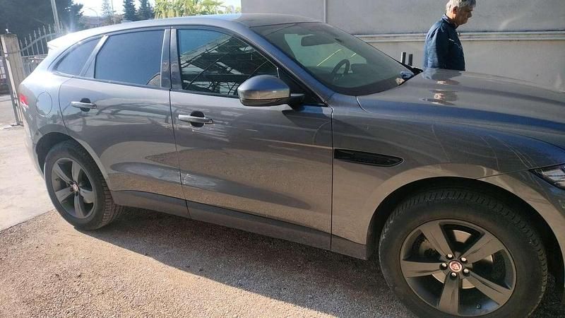 Usata Jaguar F-Pace Portfolio 179 CV (131 kW) 2017 SUV