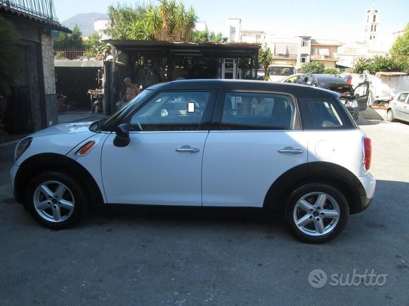 Usata Mini Cooper Countryman 111 CV (81 kW) 2013 Bianco SUV