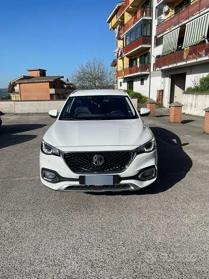 Usata MG HS 162 CV (119 kW) 2023 Bianco SUV