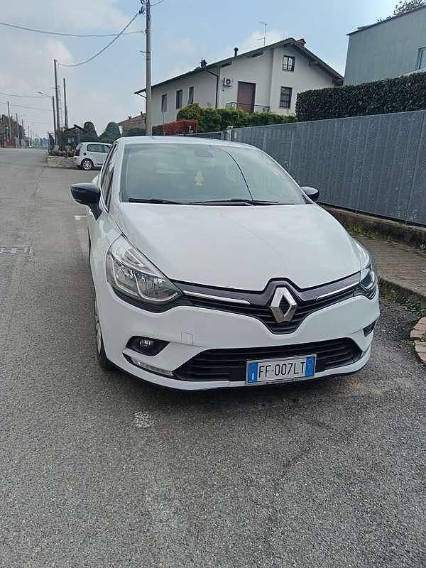 Usata Renault Clio IV 64 CV (47 kW) 2016 Bianco Berlina