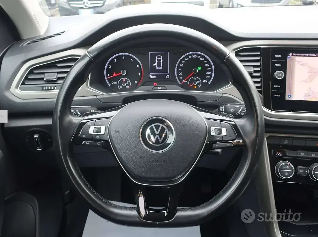 Usata VW T-Roc Style 116 CV (85 kW) 2020 Grigio SUV