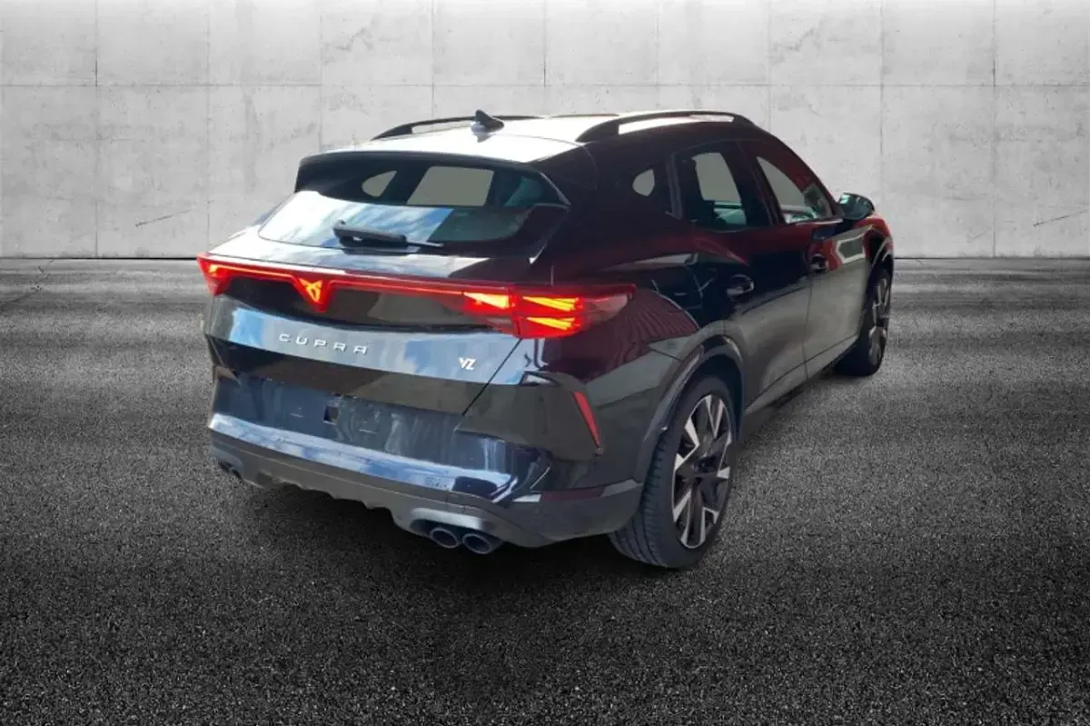 Usata Cupra Formentor VZ 333 CV (244 kW) 2025 Nero SUV