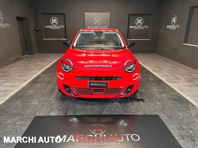 Usata Fiat 600E Red 61 kW (84 CV) 2023 Rosso SUV