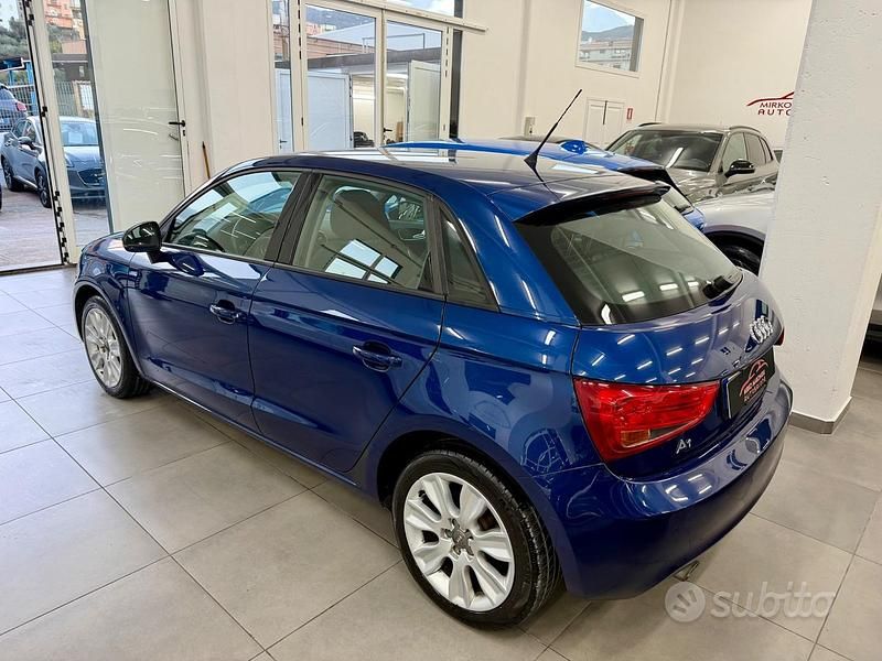 Usata Audi A1 Attraction 90 CV (66 kW) 2014 Blu Utilitaria