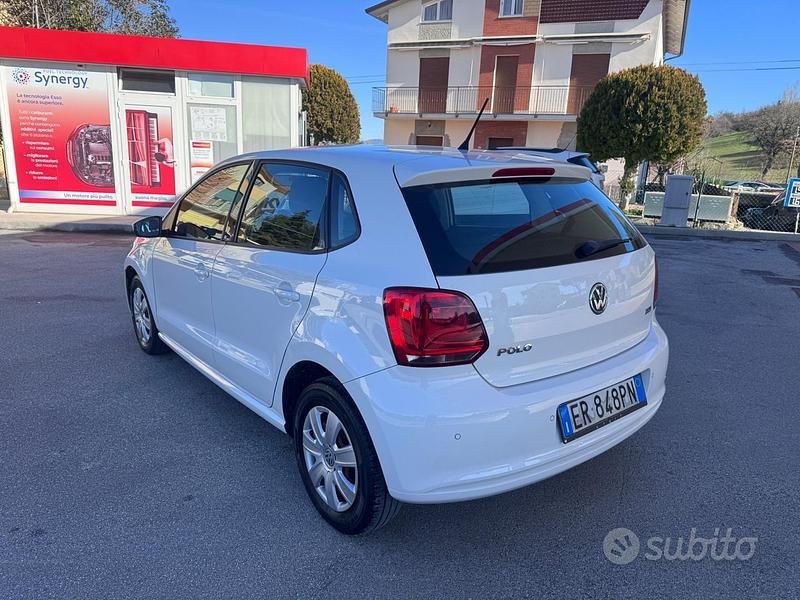Usata VW Polo Trendline 74 CV (54 kW) 2013 Bianco Berlina