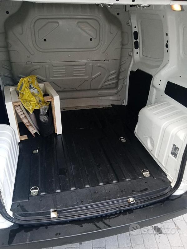 Usata Fiat Fiorino 75 CV (55 kW) 2019 Bianco Monovolume