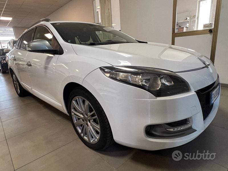 Bianco Usata 2012 Renault Mégane GrandTour GT Station wagon | 4490 € (Buon prezzo) - Immagine 1/4