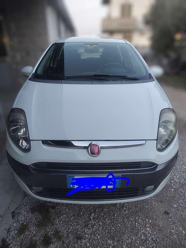 Usata Fiat Punto Evo Dynamic 69 CV (50 kW) 2009 Bianco Utilitaria