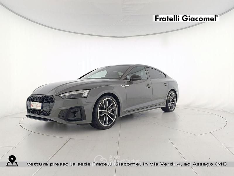 Usata Audi A5 Sportback S-Line 204 CV (150 kW) 2024 Grigio chronos metallizzato Utilitaria